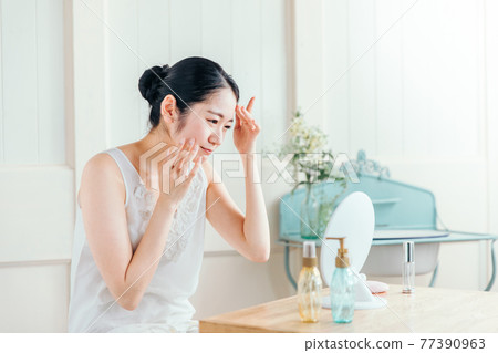 Beauty / skin care / moisturizing / beauty (problem) Beauty / skin care / moisturizing / beauty (problem) 77390963