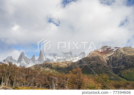 從 El Chalten 到 Fitz Roy 的徒步路線 從 El Chalten 到 Fitz Roy 的徒步路線 77394606