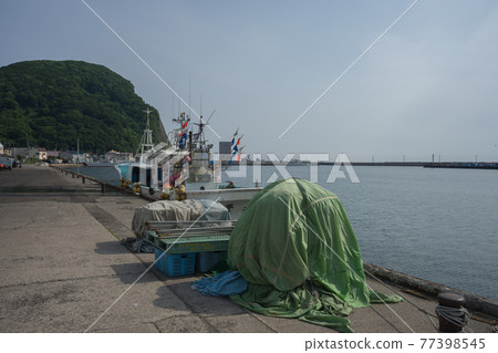 Scenery of fishing village 77398545