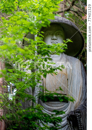 Chogakuji Stone Buddha 77401329