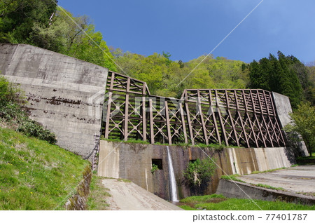 Shinshu Otari Village Sabo Facility Shimosatose Iron Lattice Frame Dam A mixed dam of concrete and lattice frame Shinshu Otari Village Sabo Facility Shimosatose Iron Lattice Frame Dam A mixed dam of concrete and lattice frame 77401787