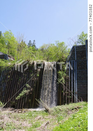 Sabo facility in Otari Village, Shinshu, Liping, Murasawa, steel frame dam, dam that functions with small ground bearing capacity 77401882