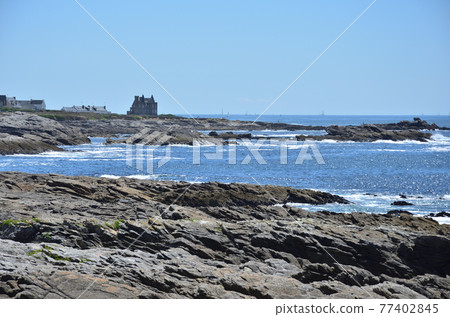 Ocean castle 77402845