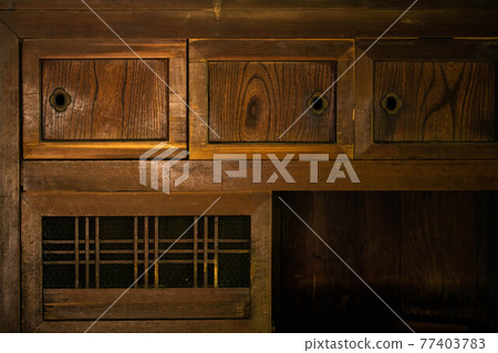 Old-fashioned wooden chest 77403783