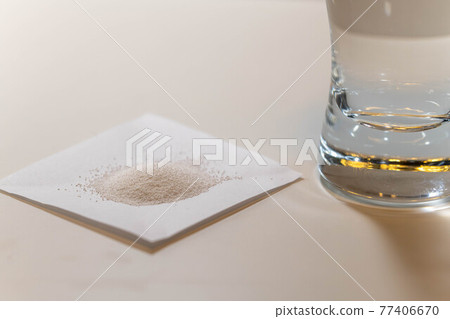 White background medicine (no person, white background) 77406670