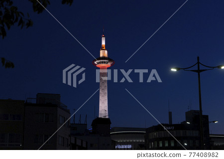 Kyoto Tower (night) Kyoto Tower (night) 77408982