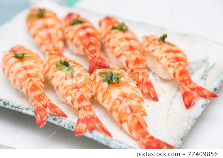 Shrimp's handful sushi Shrimp's handful sushi 77409856