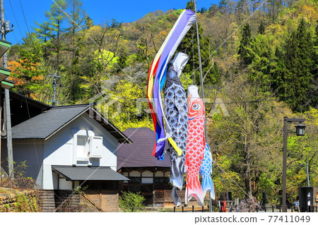 清新的綠色大正浪漫銀山溫泉小鎮 清新的綠色大正浪漫銀山溫泉小鎮 77411049