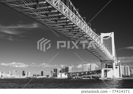 東京彩虹橋及周邊景色（黑白） 77414371