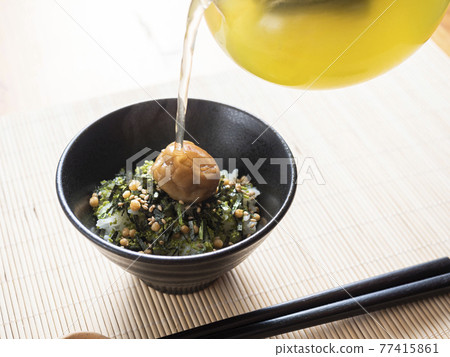 Umeboshi chazuke Umeboshi chazuke 77415861