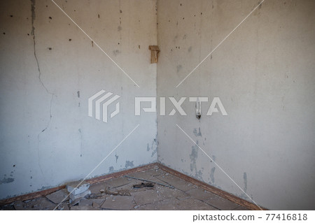 Interior of the old abandoned apartment Interior of the old abandoned apartment 77416818