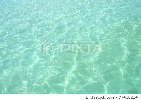 The sea of Hawaii 77418214