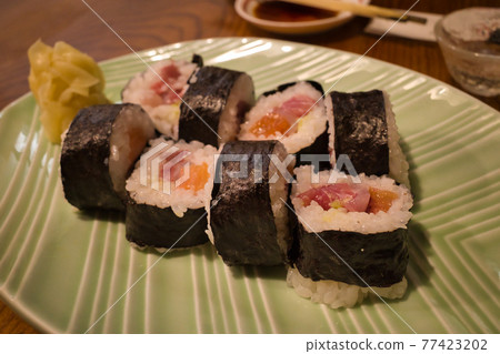 在金澤人氣居酒屋吃的料理 77423202