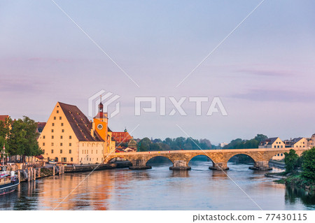 Stone Bridge over Danube river at Regensburg Bavaria Germany Stone Bridge over Danube river at Regensburg Bavaria Germany 77430115