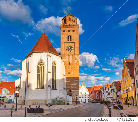 Liebfrauenmunster Donauworth Swabia Bavaria Germany Liebfrauenmunster Donauworth Swabia Bavaria Germany 77431293