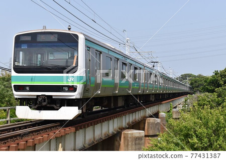Narita Line E231 series that runs fast toward Narita Narita Line E231 series that runs fast toward Narita 77431387