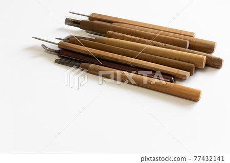 有季節的用過的鑿子 有季節的用過的鑿子 77432141