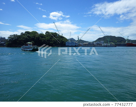 Hiroshima Onomichi Channel on a sunny day Hiroshima Onomichi Channel on a sunny day 77432777