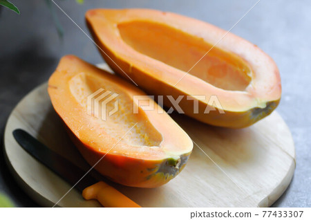 papaya, fruit papaya or cut papaya papaya, fruit papaya or cut papaya 77433307