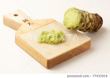 Grated wasabi 77433929