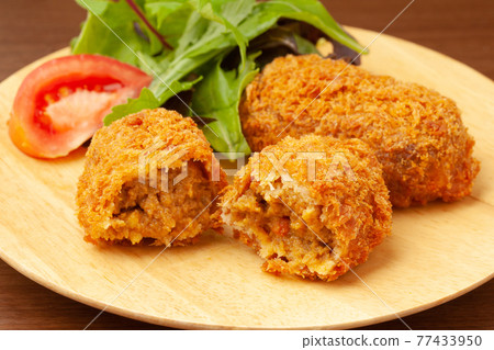 Curry croquette Curry croquette 77433950