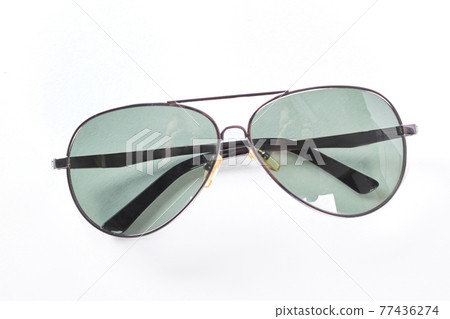 Sunglasses in a thin metal rim. Sunglasses in a thin metal rim. 77436274