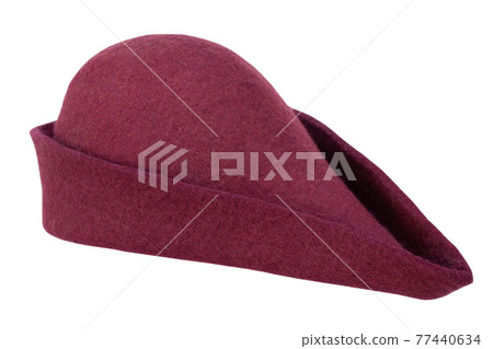 A bycocket or bycoket. Hat that was fashionable for both men and women in Western Europe from the 13th to the 16th century. 77440634