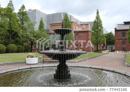 Noritake Garden with brick buildings 77443198