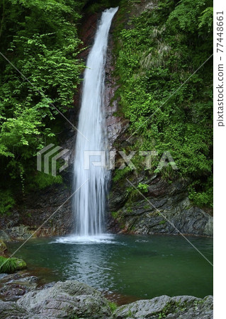Chichibu Kegon Waterfall 77448661