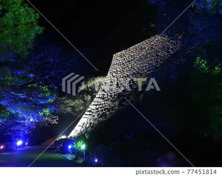 Stone wall at night Stone wall at night 77451814