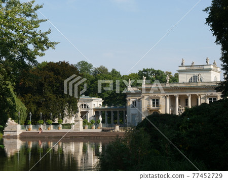 Waterside Palace on the Isle Waterside Palace on the Isle 77452729