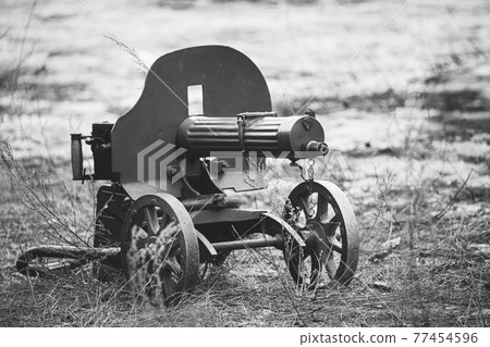 PM M1910 was a heavy machine gun used by the Imperial Russian Army during World War I and the Red Army during Russian Civil War and World War II PM M1910 was a heavy machine gun used by the Imperial Russian Army during World War I and the Red Army during Russian Civil War and World War II 77454596