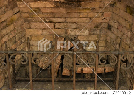 Fireplace that warms Santa-Wood-burning stove- 77455560