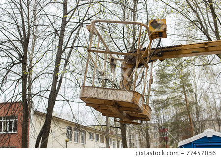 Assembly platform of construction crane close up Assembly platform of construction crane close up 77457036