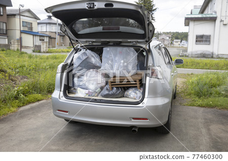 Transportation of household waste Transportation of household waste 77460300