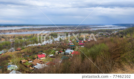 The ancient Russian village of Kadnitsy on the banks of the Volga River Nizhny Novgorod Region The ancient Russian village of Kadnitsy on the banks of the Volga River Nizhny Novgorod Region 77462102