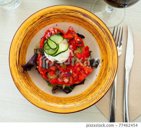 Grilled vegetables Escalibada catalana Grilled vegetables Escalibada catalana 77462454