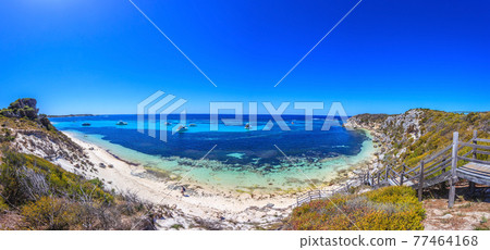 Panoramic picture of ovely beach on Rottnest Island Panoramic picture of ovely beach on Rottnest Island 77464168