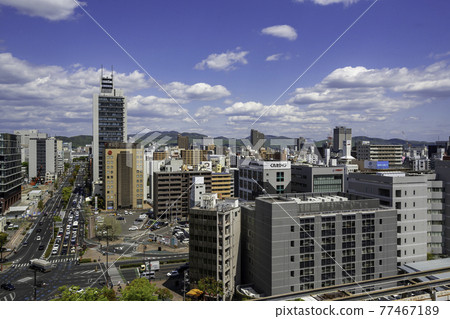 從岡山縣岡山市岡山市政府眺望岡山市中心 從岡山縣岡山市岡山市政府眺望岡山市中心 77467189