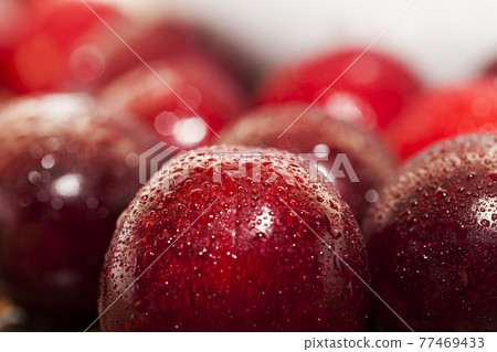 wet fresh cherries are edible wet fresh cherries are edible 77469433