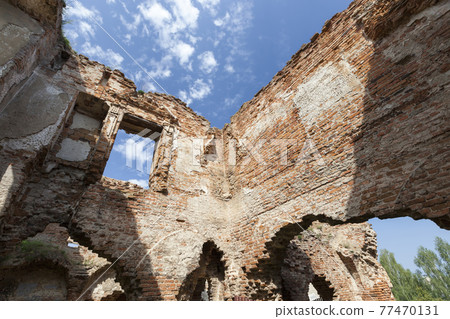 old ruins of a fortress old ruins of a fortress 77470131