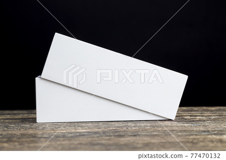 white paper or cardboard box white paper or cardboard box 77470132