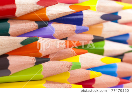 ordinary colored wooden pencil 77470360