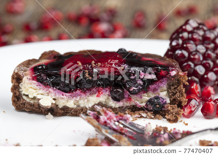 dessert of baked tartlets dessert of baked tartlets 77470407