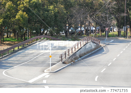 駕駛學校 駕駛學校 77471735