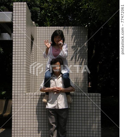 背馱夫婦 77472061