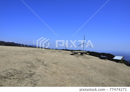 三重縣伊賀市青山高原的風力發電 三重縣伊賀市青山高原的風力發電 77474271