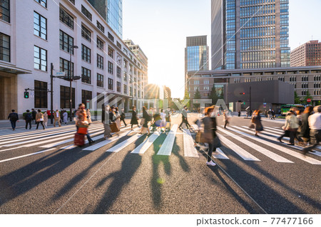 《Tokyo》 Marunouchi Business District ・ People passing by 《Tokyo》 Marunouchi Business District ・ People passing by 77477166