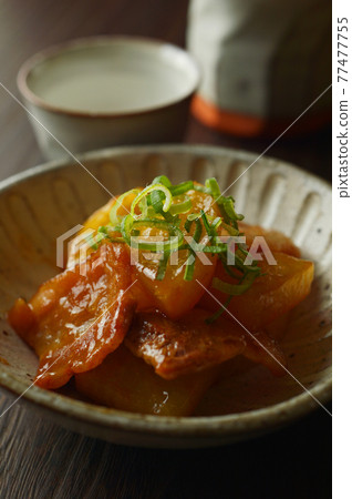 Pork radish and sake Pork radish and sake 77477755