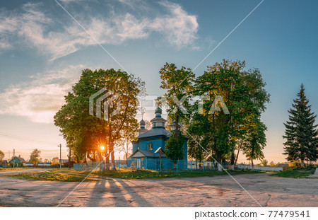 Staraya Belitsa, Uritskiy Sel'sovet , Gomel Region, Belarus. Old Wooden Orthodox Church Of St Nicholas The Wonderworker During Summer Sunset. Orthodox Church Of St. Nikolaya Chudotvortsa 77479541